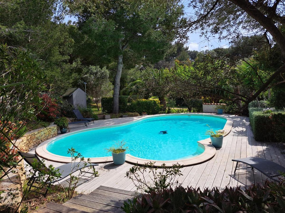 Rez De Jardin Villa Presqu'Ile De Giens Hyères Екстериор снимка