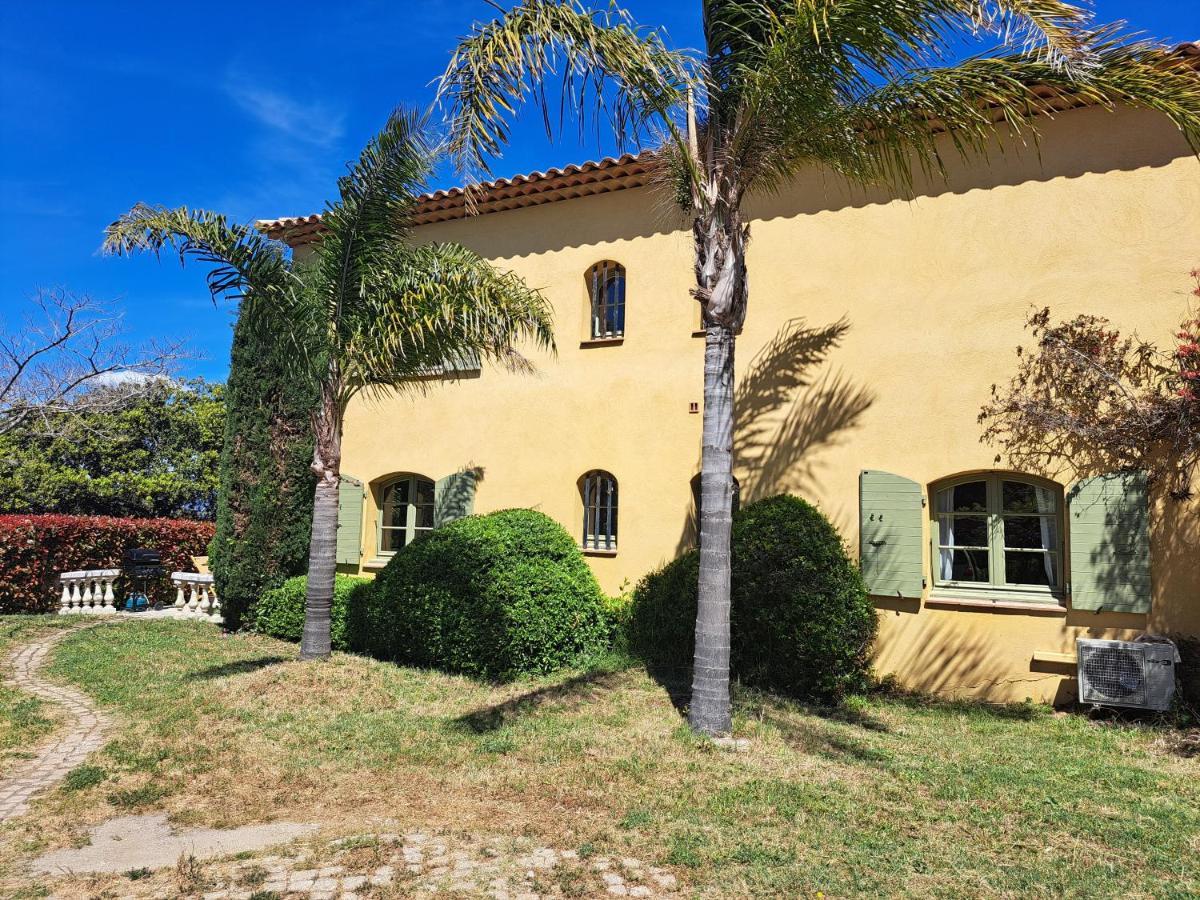 Rez De Jardin Villa Presqu'Ile De Giens Hyères Екстериор снимка